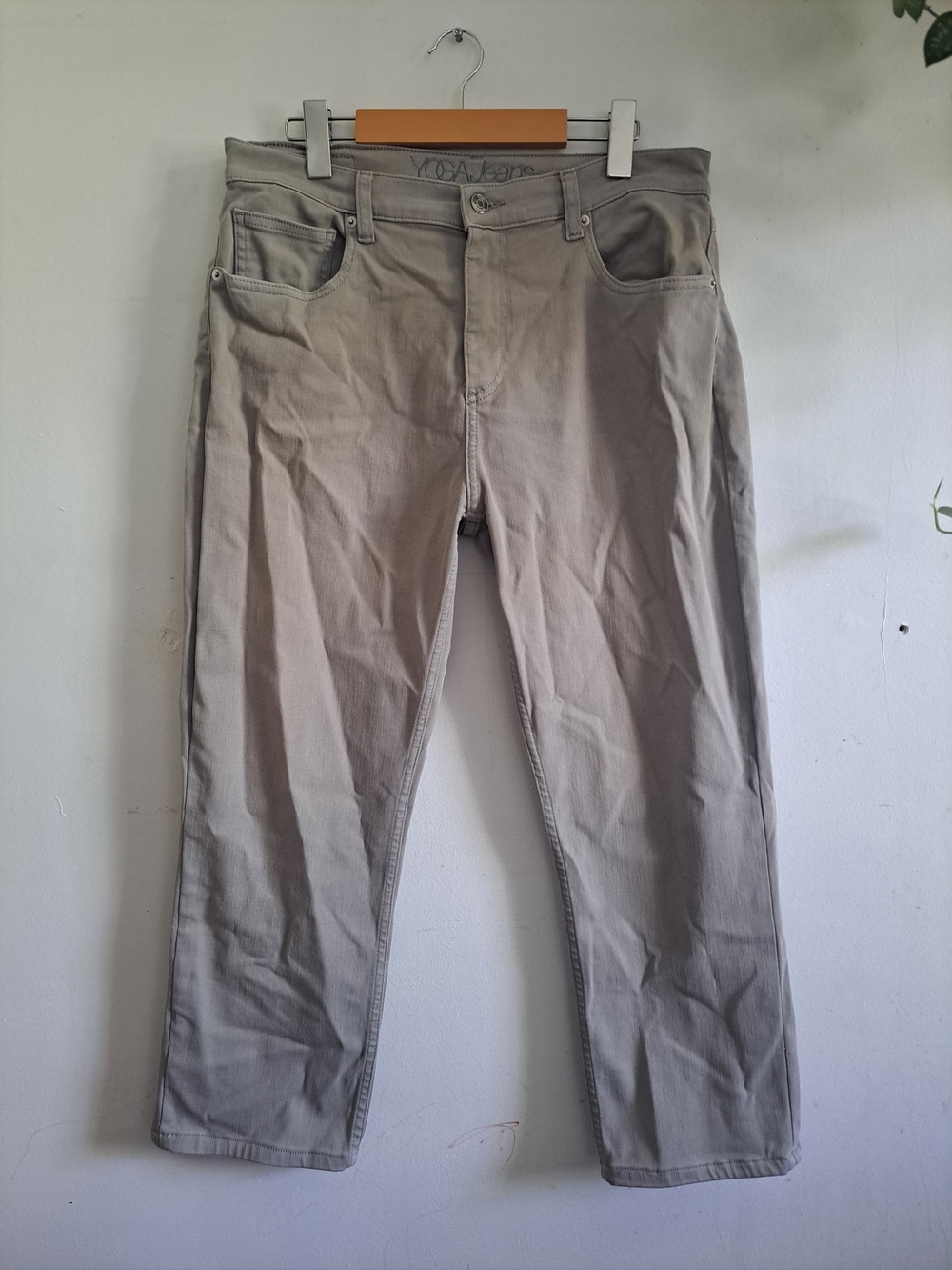 YOGA JEANS Timeless Straight Leg Jeans Size 31 | Taupe Beige Neutral Denim